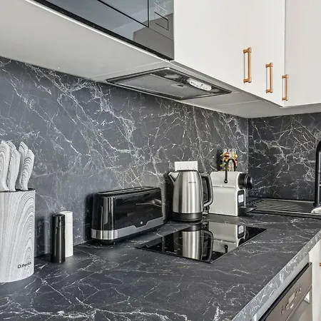 Elegant Tour Eiffel * Paris